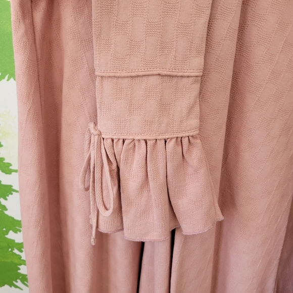 Bianca Balti Wonderland Maternity Dress Top. - Picture 4 of 13